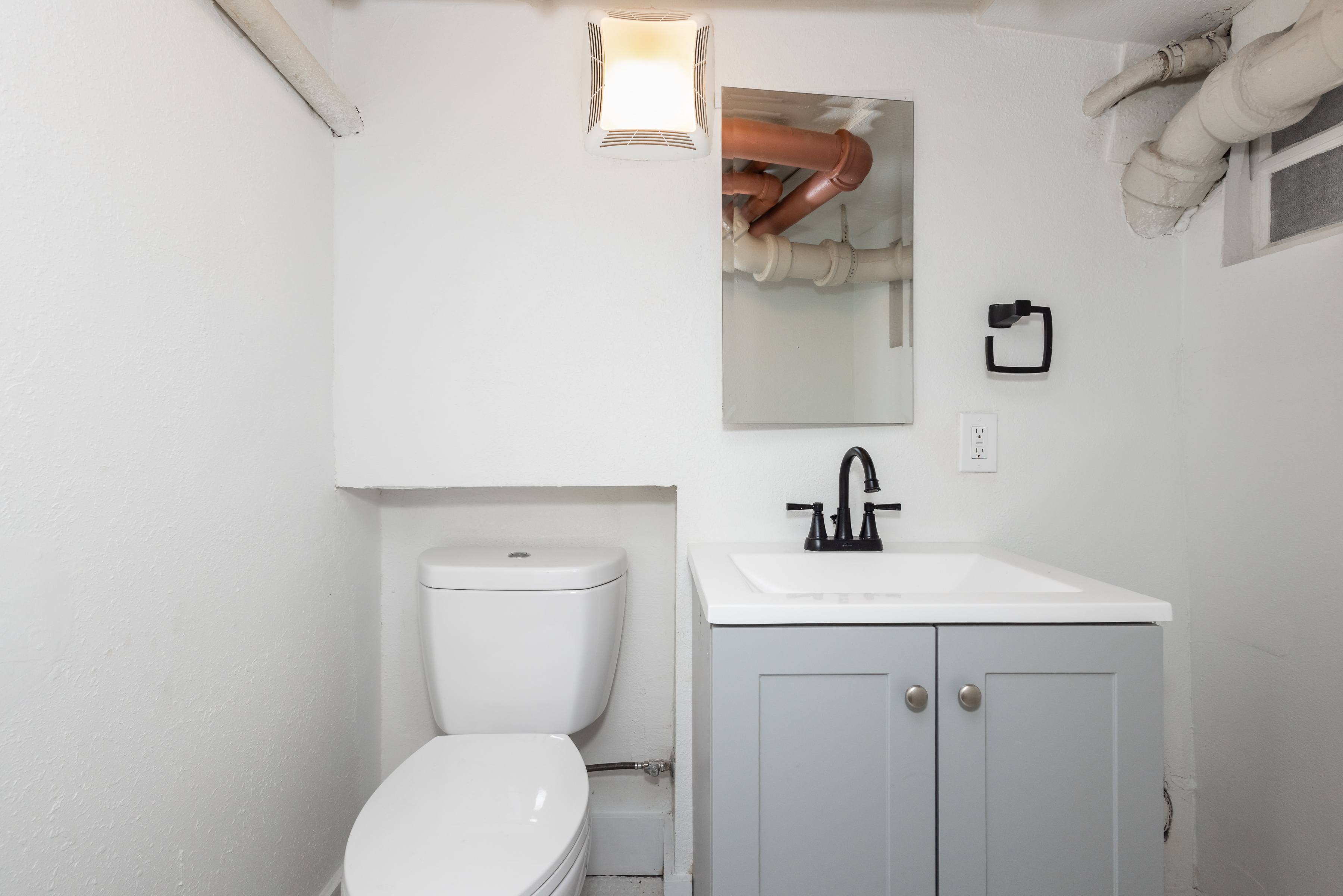 Wolcott Apartments 1410 N Marion St, Denver, CO 80203 Cap Hill - Leasing by Cross Street